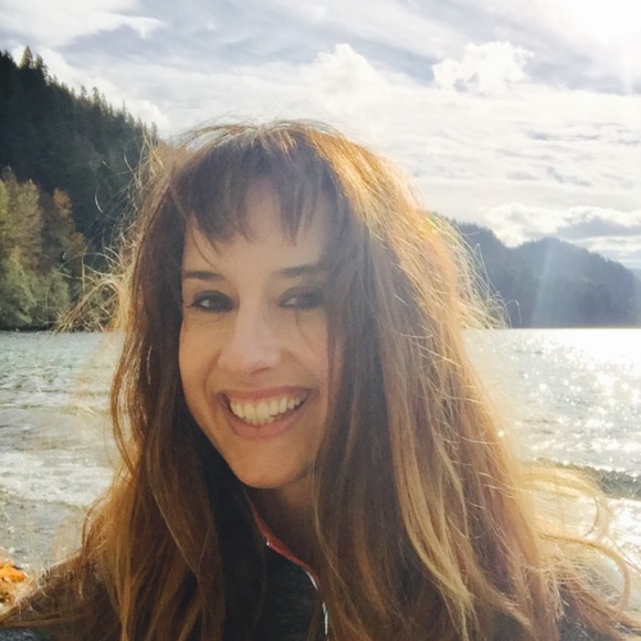 Meet your Posher, Joann - Picture 1 of 1